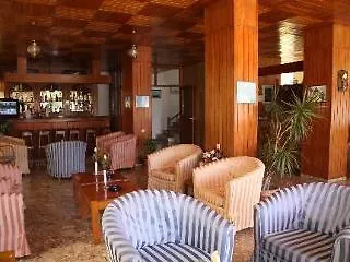 船长酒店 2*