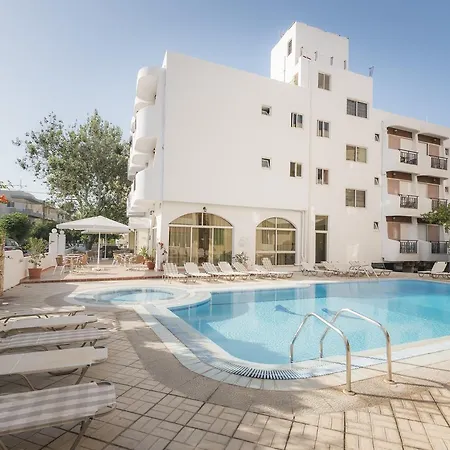 Hotell Captain's 2*